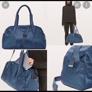 Lululemon Out of Range Duffel Blue